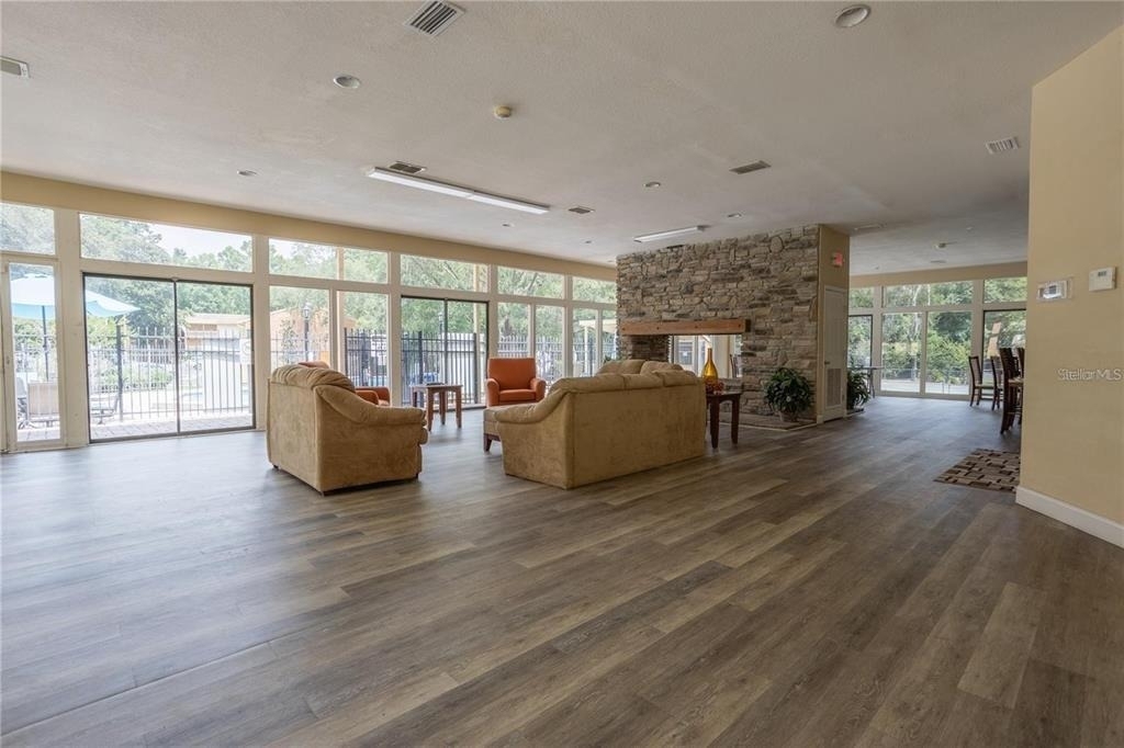1810 Nw 23rd Boulevard - Photo 19