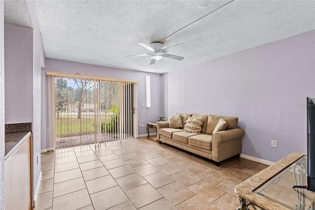 1810 Nw 23rd Boulevard - Photo 7