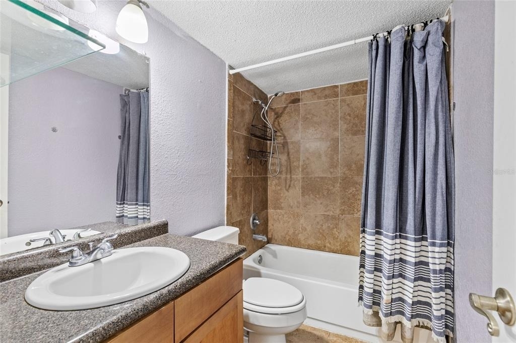 1810 Nw 23rd Boulevard - Photo 14