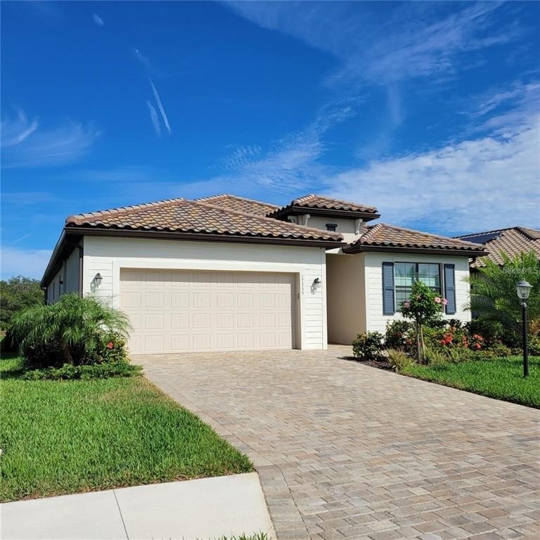 17335 Blue Ridge Place - Photo 1