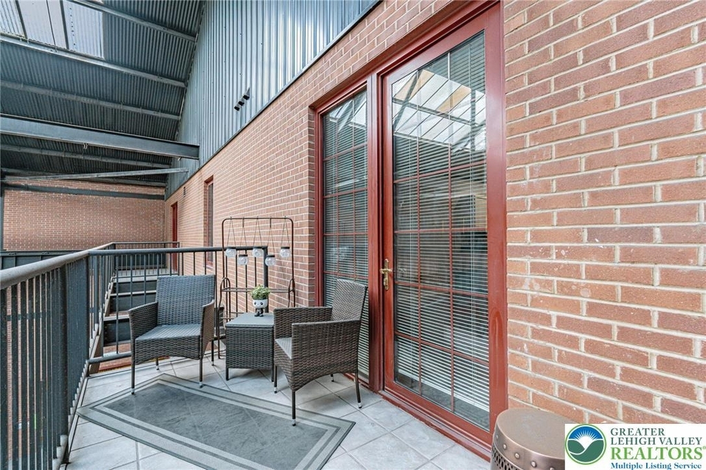 11 W 2nd Street - Photo 18