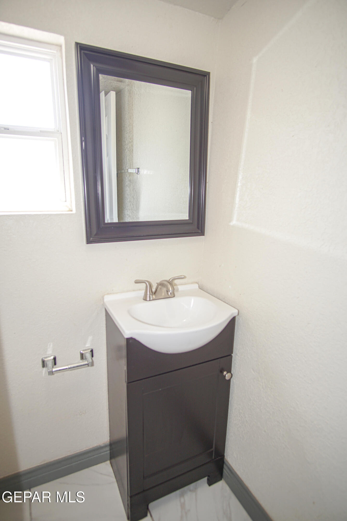 2111 Portland Avenue - Photo 8