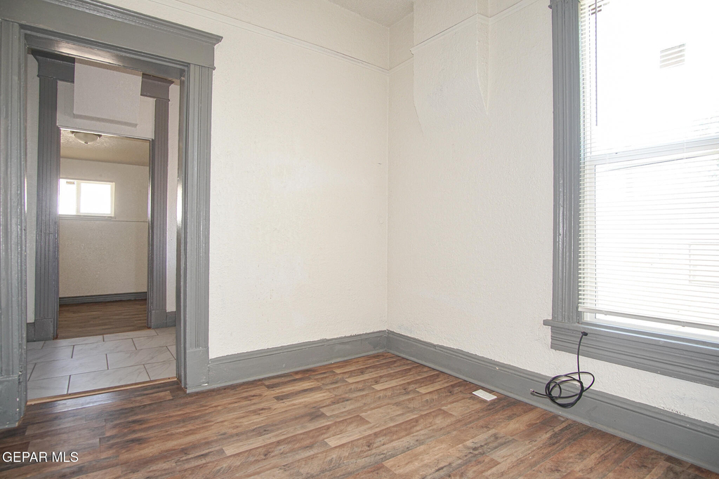 2111 Portland Avenue - Photo 4