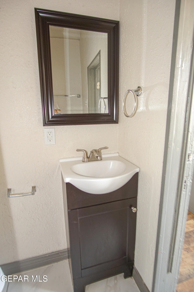 2111 Portland Avenue - Photo 11