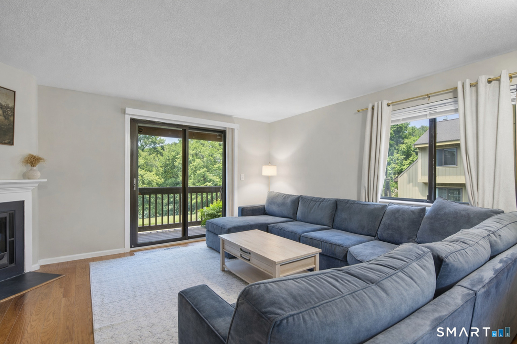 9 Avon Court - Photo 5