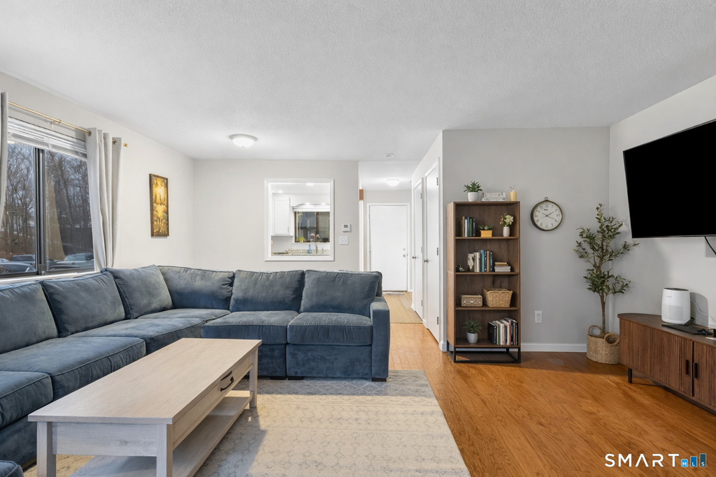 9 Avon Court - Photo 3