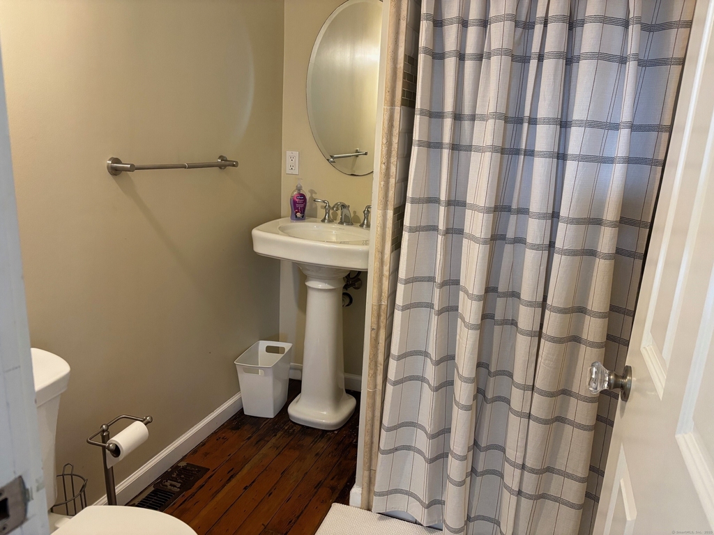 799 Rowland Road - Photo 6