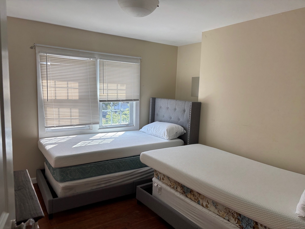 799 Rowland Road - Photo 9