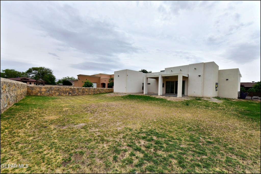 5973 Cartagena Circle - Photo 43