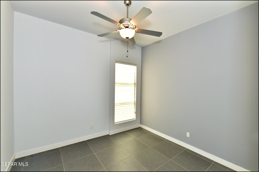 5973 Cartagena Circle - Photo 37