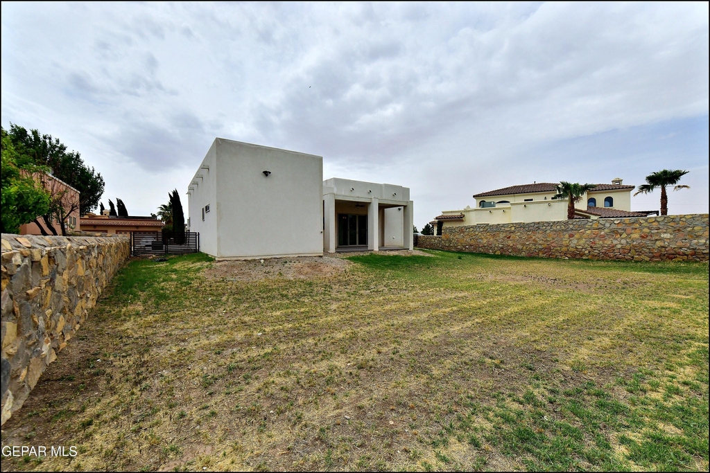 5973 Cartagena Circle - Photo 42