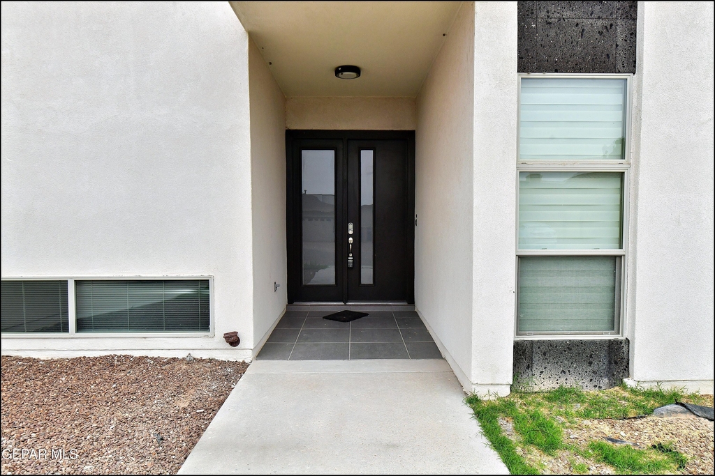 5973 Cartagena Circle - Photo 4