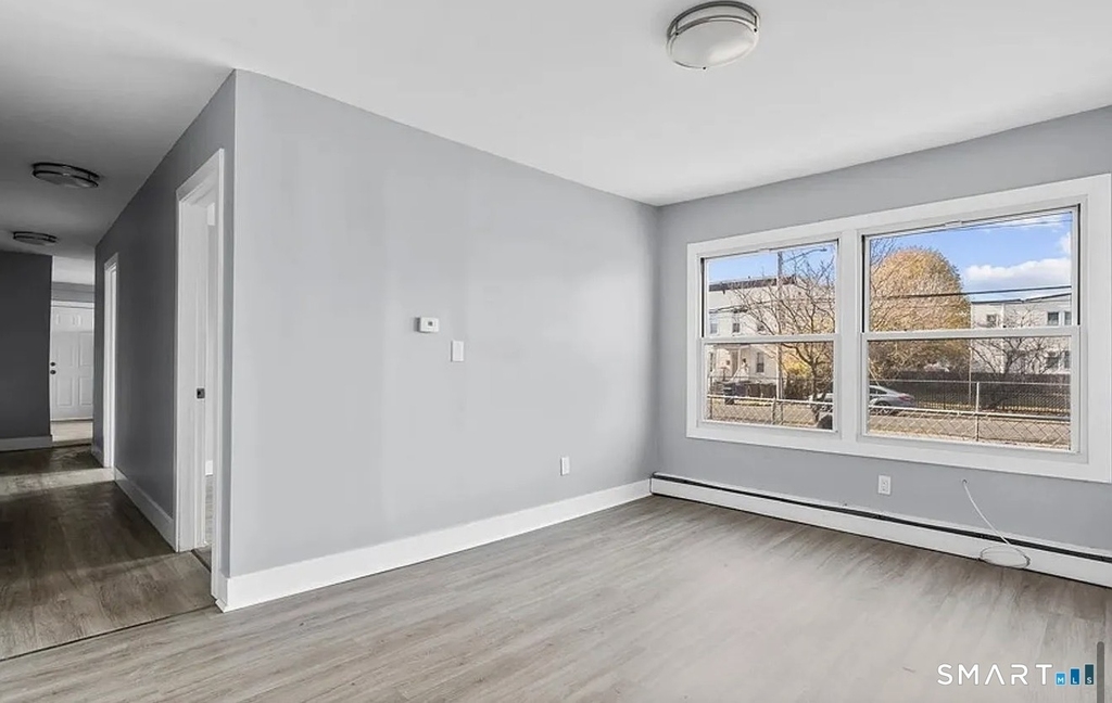 748 Maple Street - Photo 7