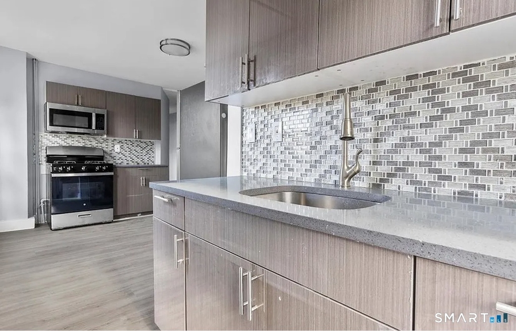 748 Maple Street - Photo 0