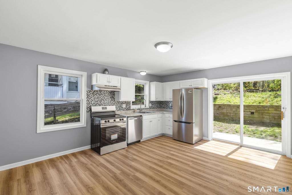 100 Meriden Road - Photo 1