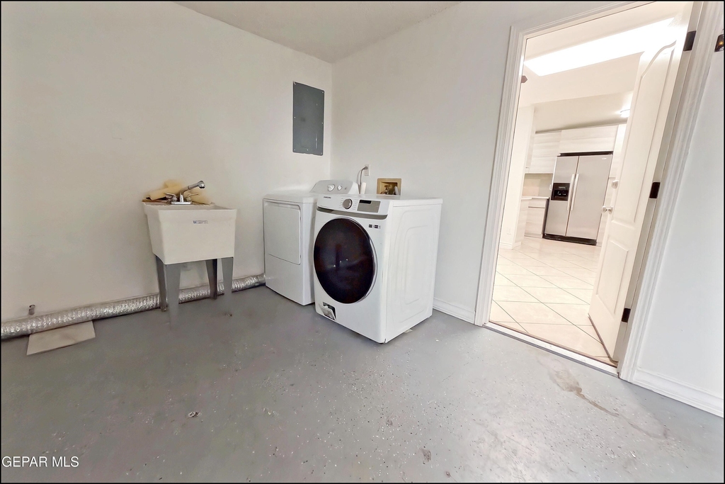 10565 Murphy Street - Photo 37