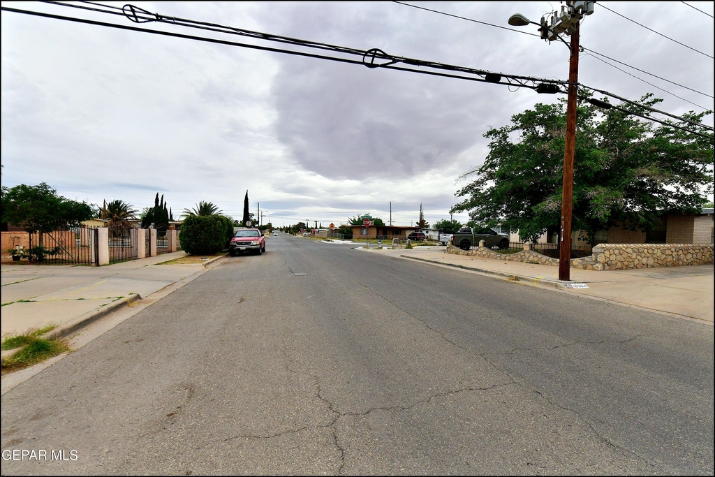 10565 Murphy Street - Photo 48