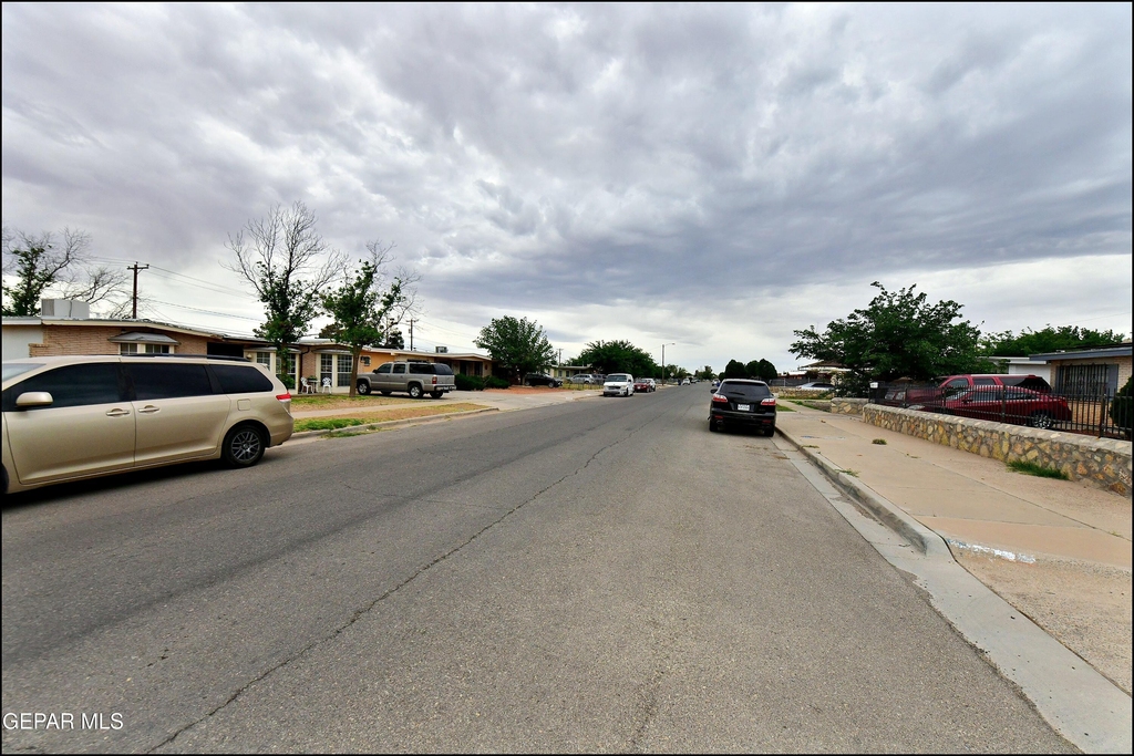 10565 Murphy Street - Photo 47