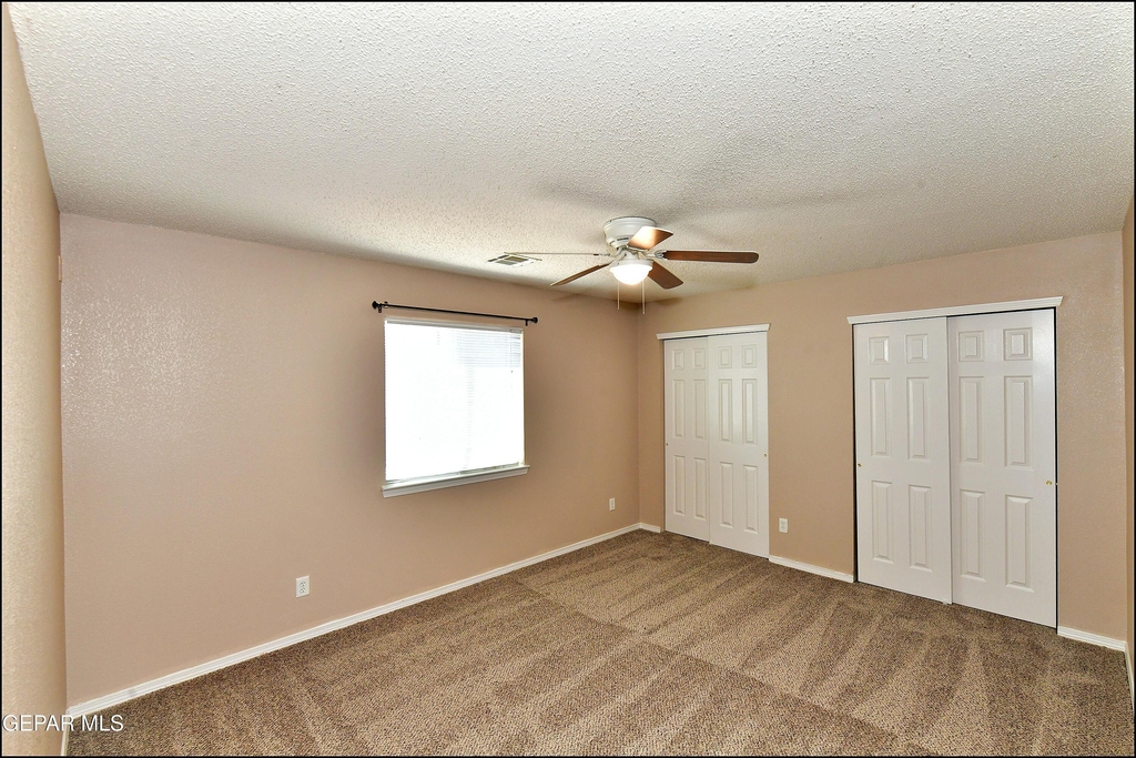 12976 Enrique Gomez Drive - Photo 25