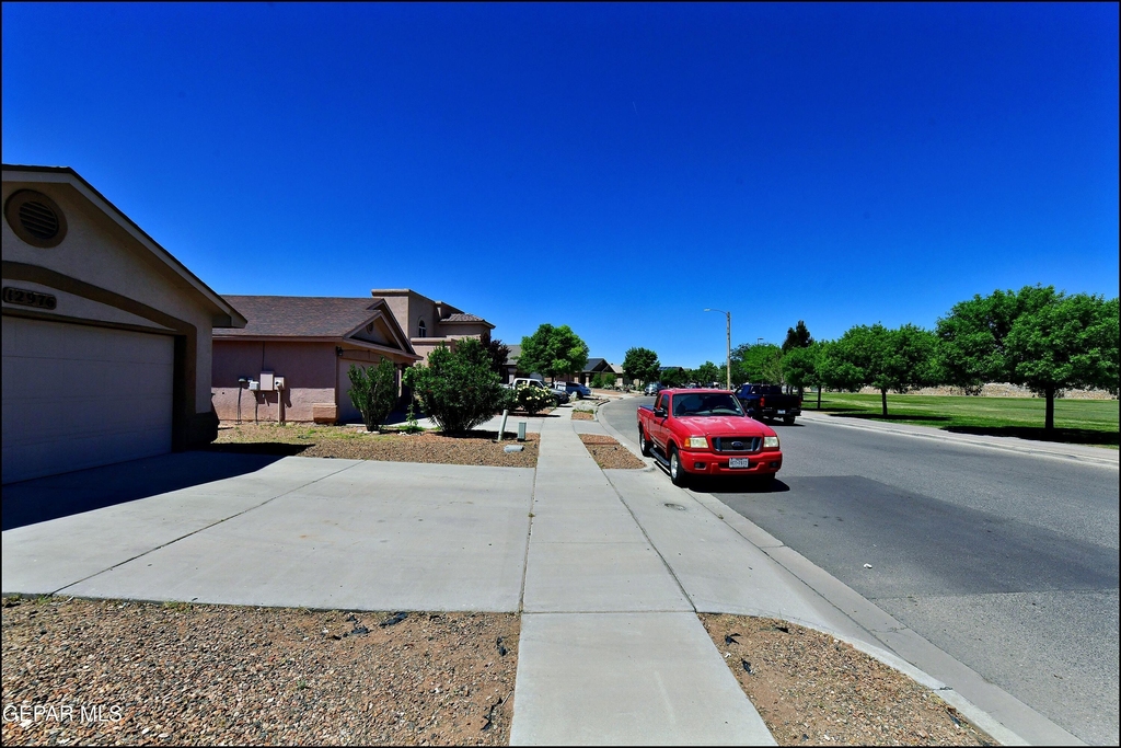 12976 Enrique Gomez Drive - Photo 47