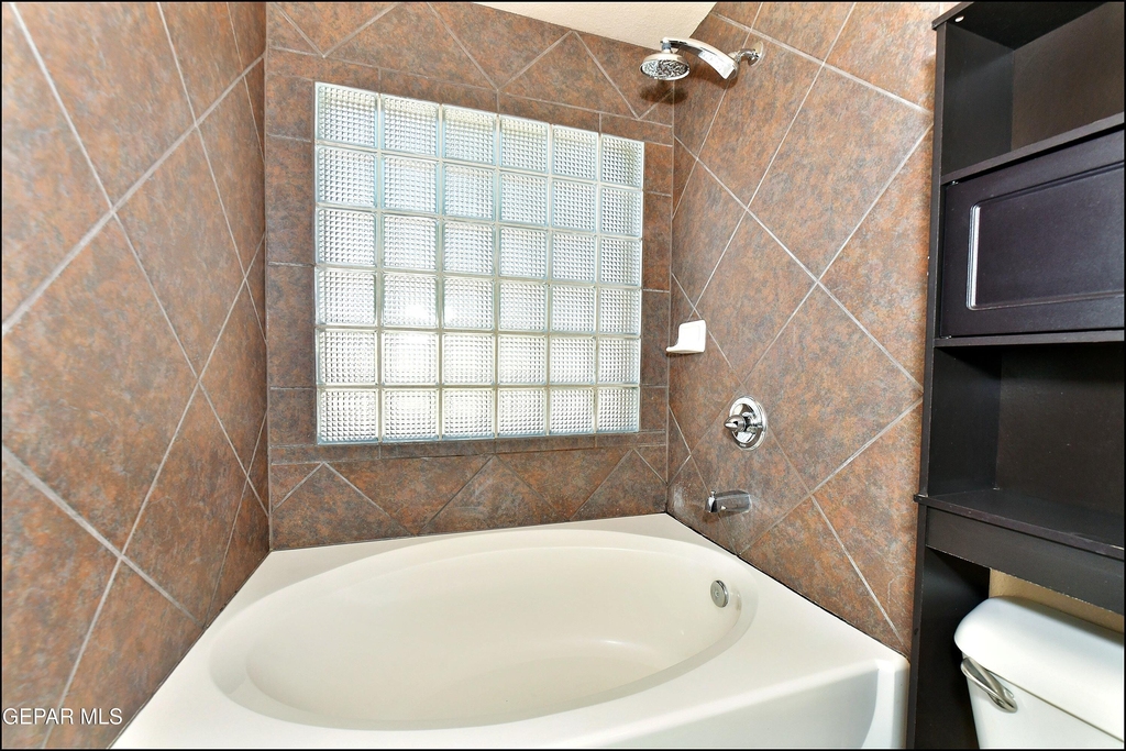 12976 Enrique Gomez Drive - Photo 29