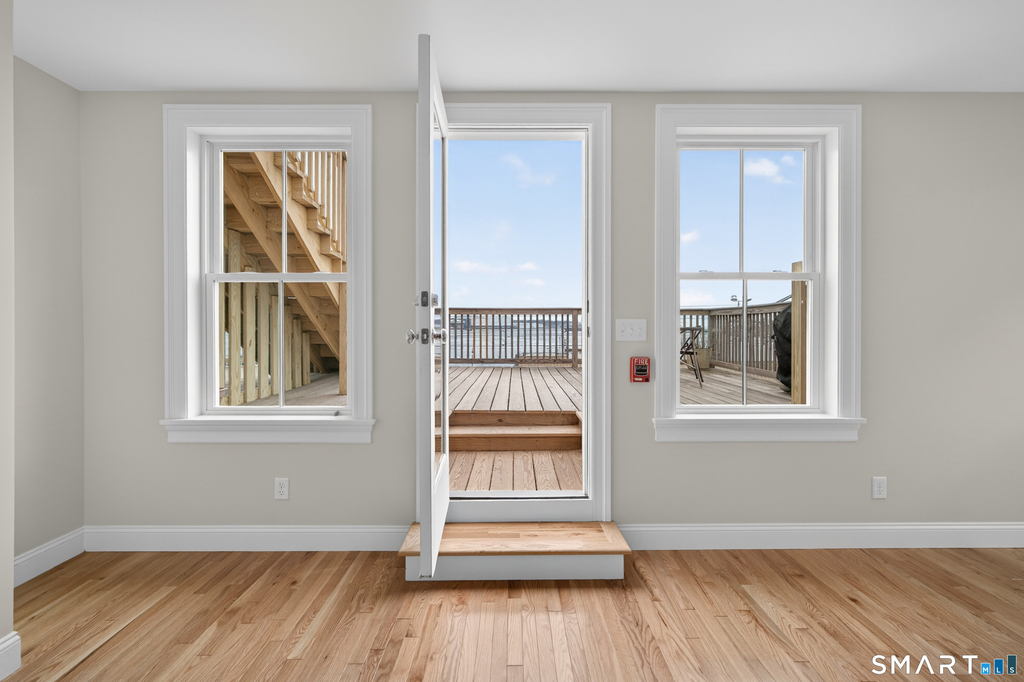 138 Bank Street - Photo 9