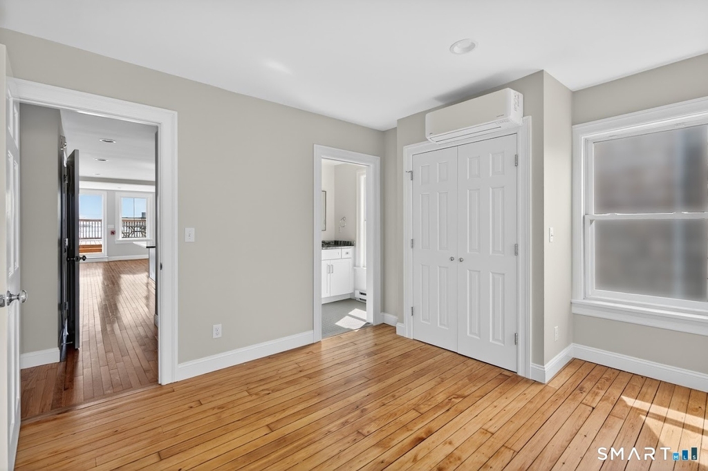 138 Bank Street - Photo 13