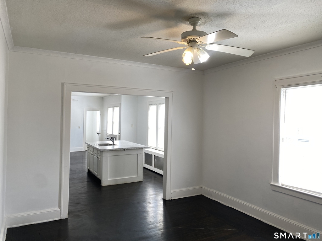 54-56 Westbourne Parkway - Photo 2