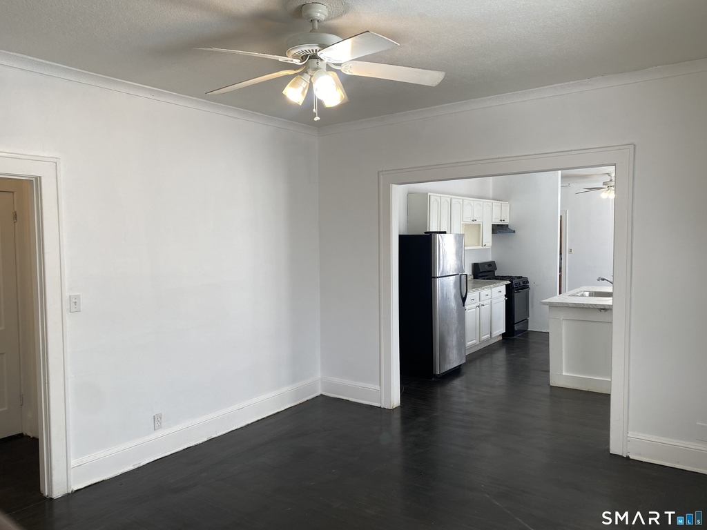 54-56 Westbourne Parkway - Photo 3
