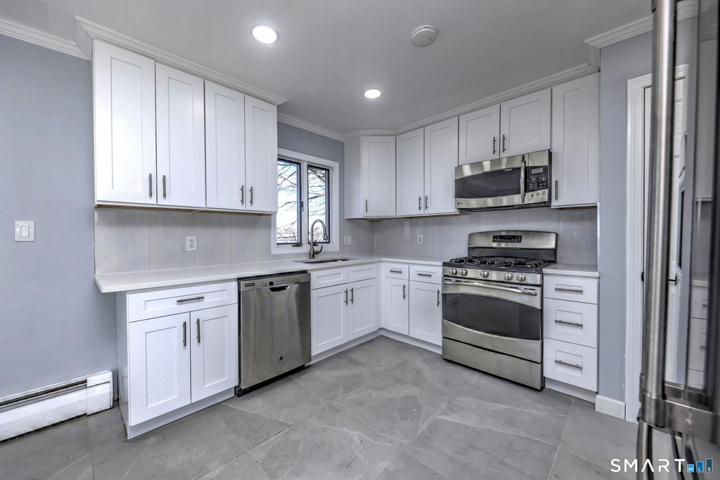 206 Bridgeview Place - Photo 13