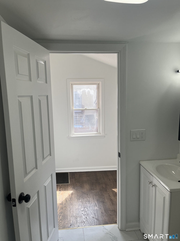 52 Pearl Street - Photo 6