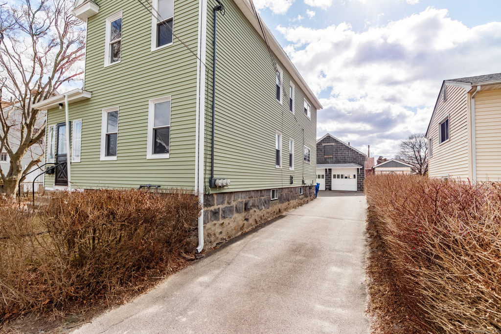 67 Avon Avenue - Photo 3