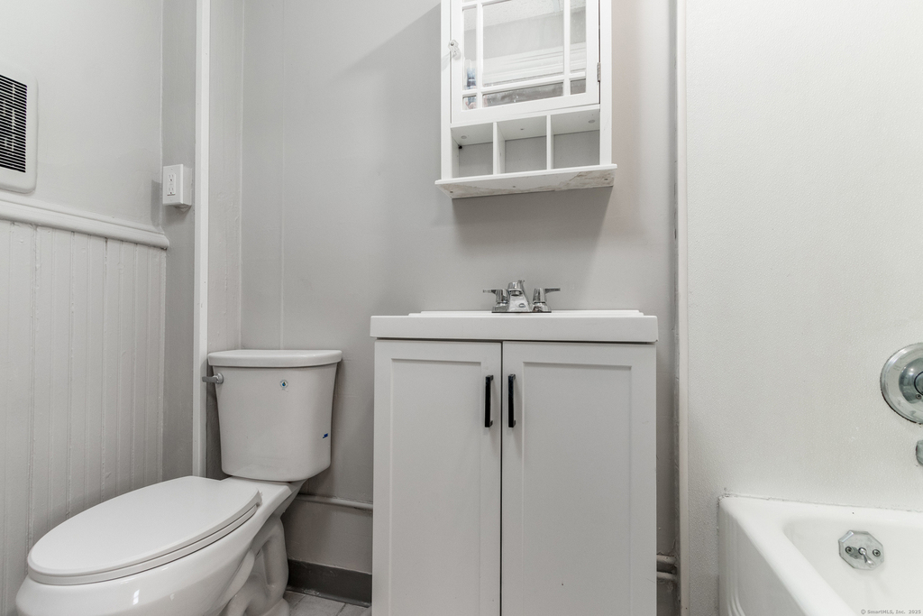 67 Avon Avenue - Photo 6