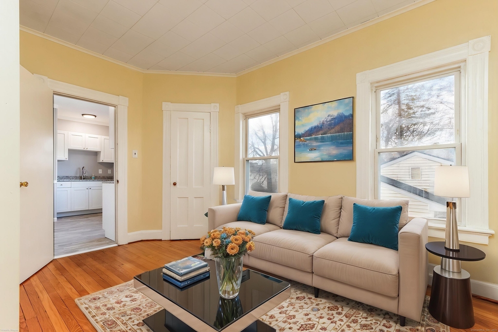 67 Avon Avenue - Photo 7