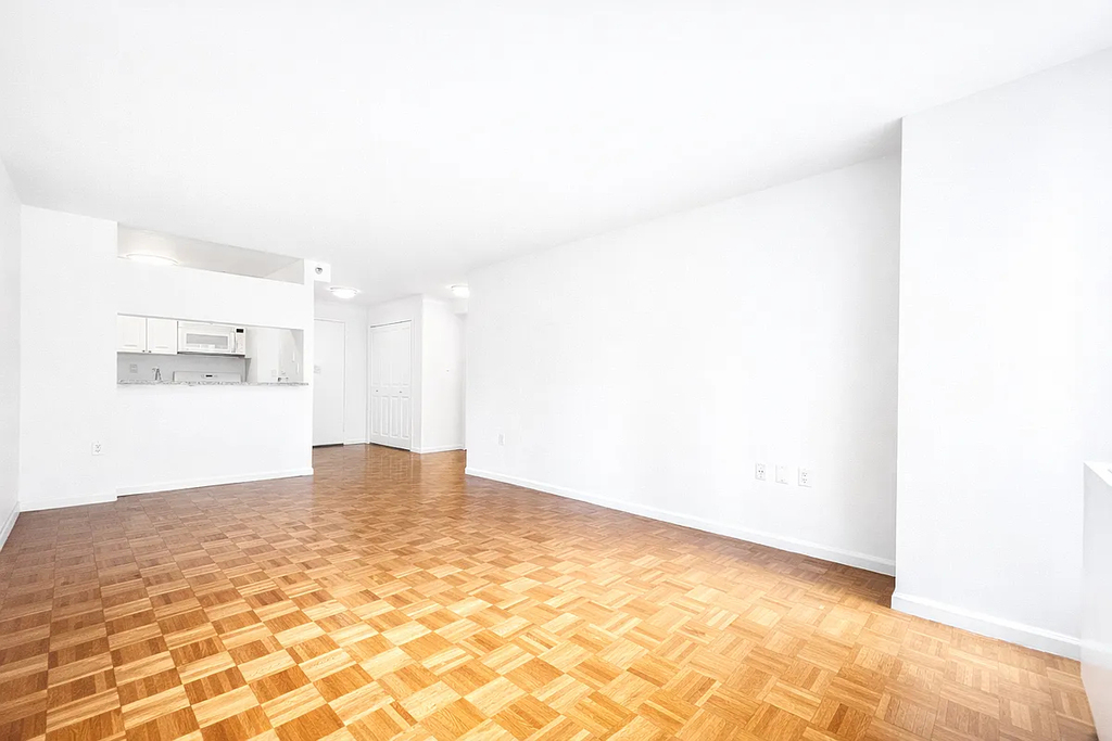 West 43rd Street - Photo 0