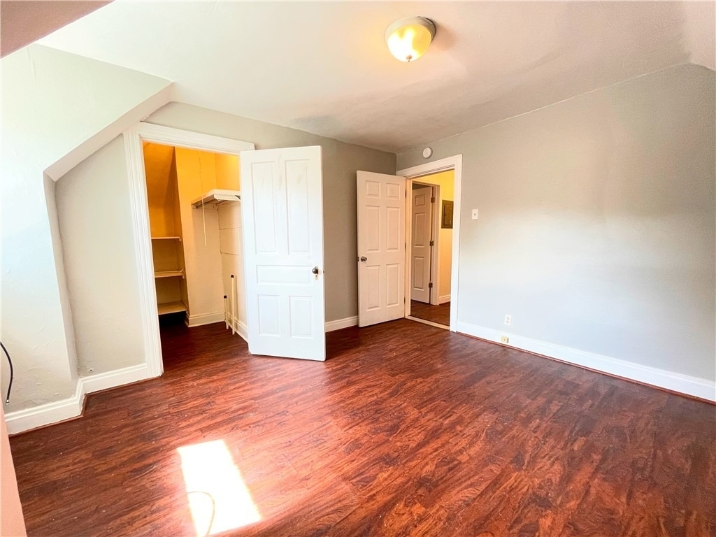 5544 Baywood St - Photo 1