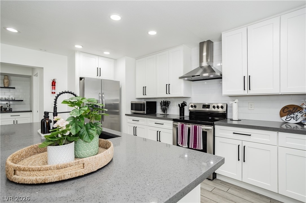 1913 Birch Street - Photo 17