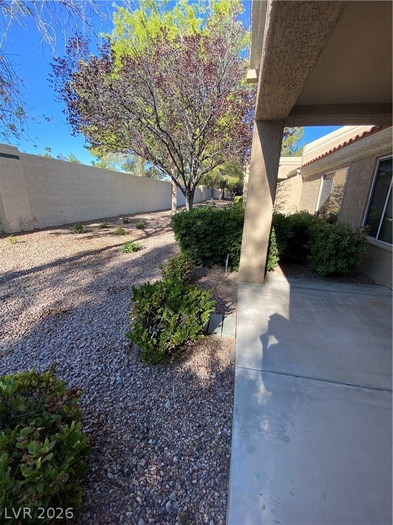 9033 Gemstone Drive - Photo 5