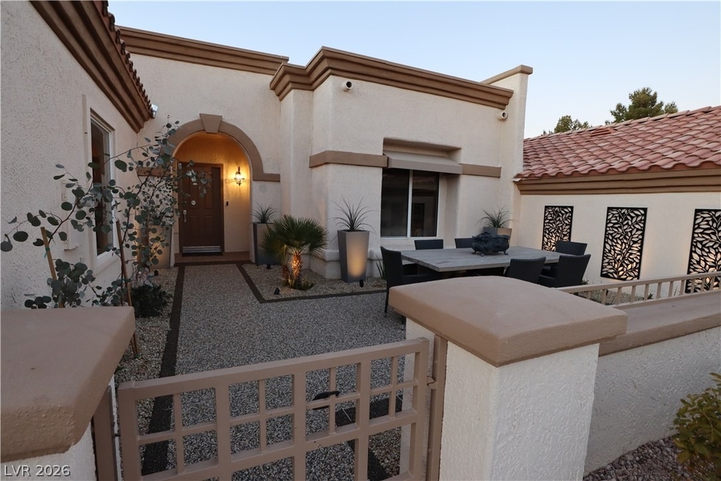 2913 Vista Butte Drive - Photo 3