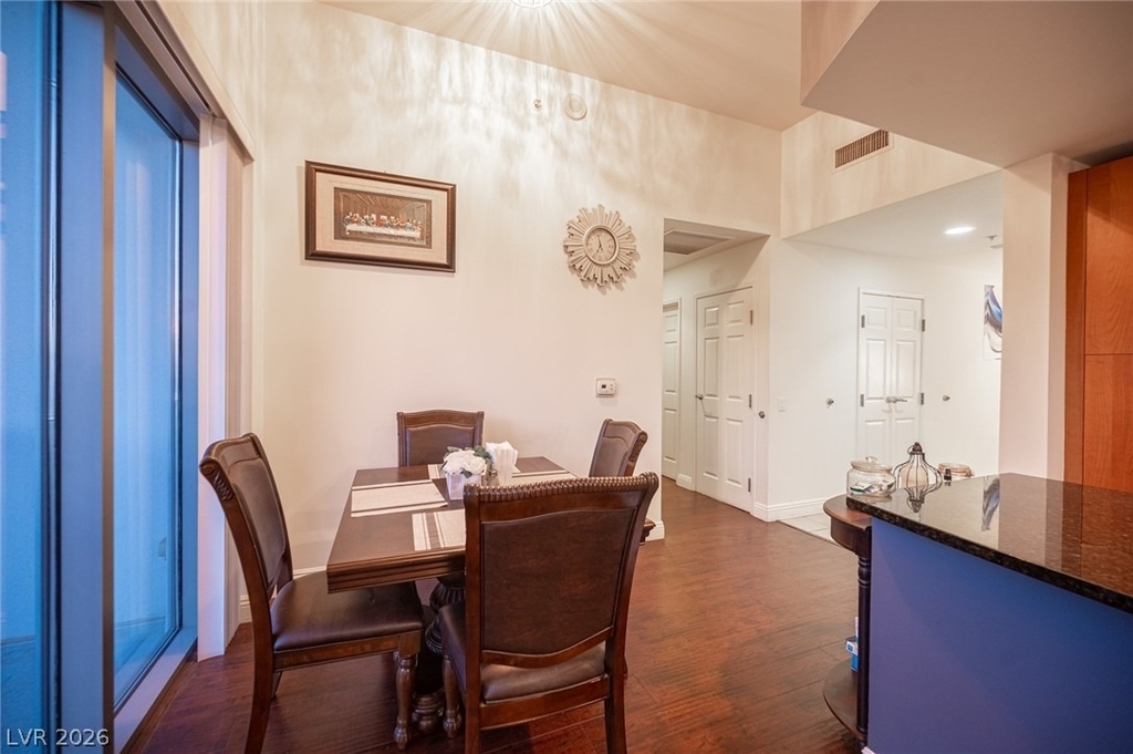 200 W Sahara Avenue - Photo 15