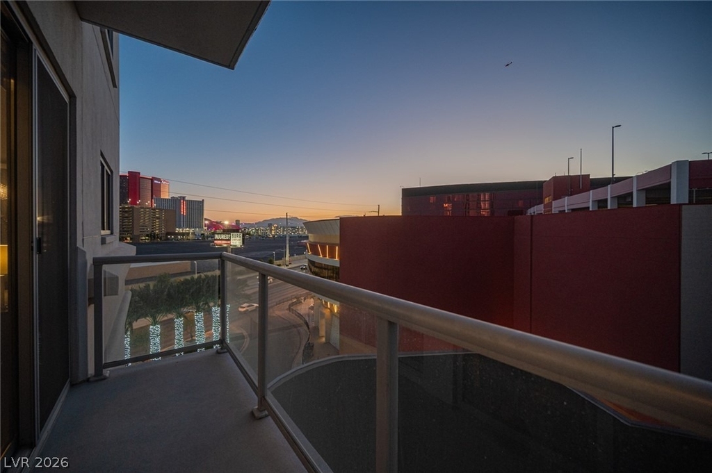 200 W Sahara Avenue - Photo 35