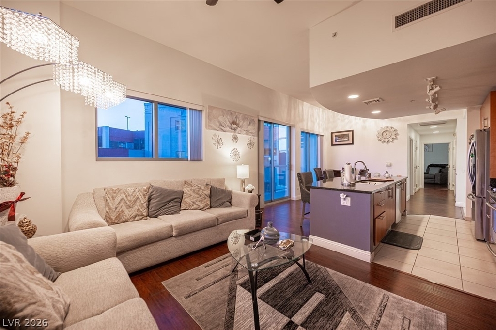 200 W Sahara Avenue - Photo 13