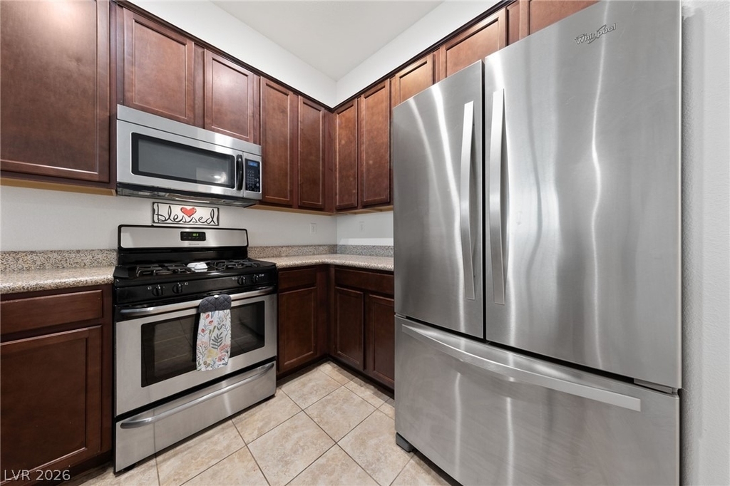 7544 Nicklin Street - Photo 8