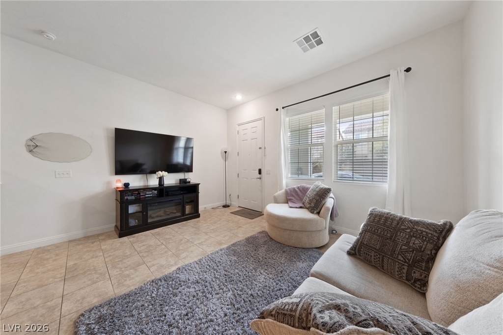 7544 Nicklin Street - Photo 4