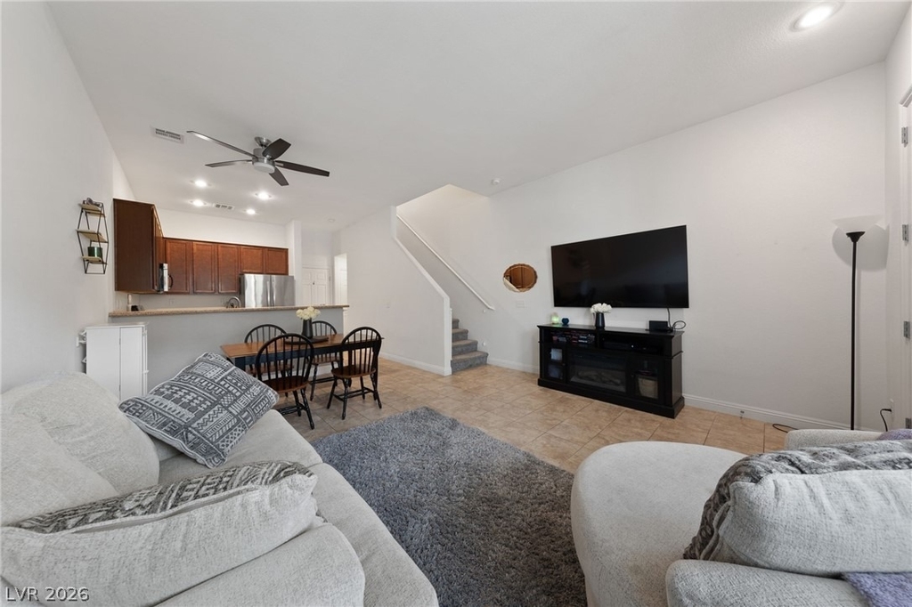 7544 Nicklin Street - Photo 5