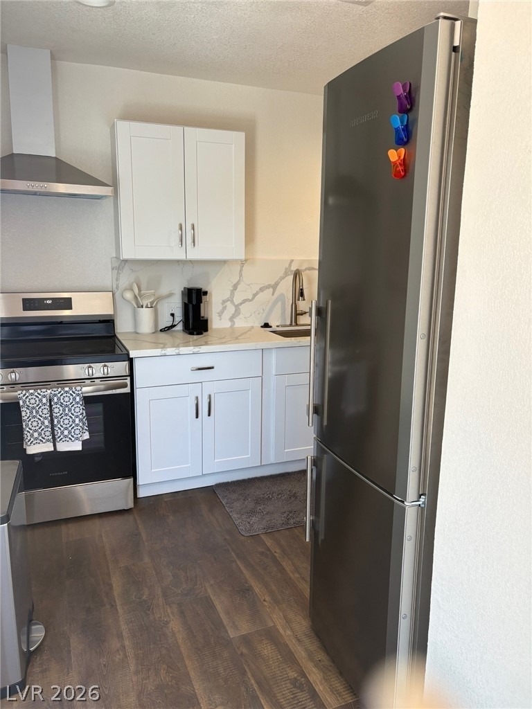 611 Bell Drive - Photo 8