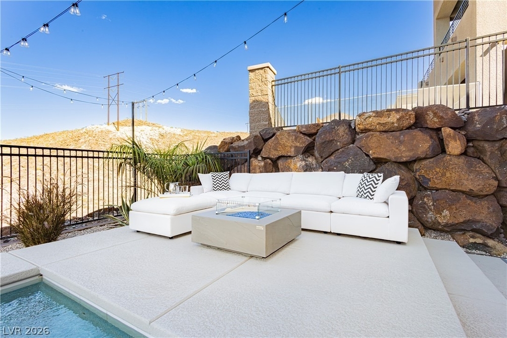 322 Natoire Court - Photo 29