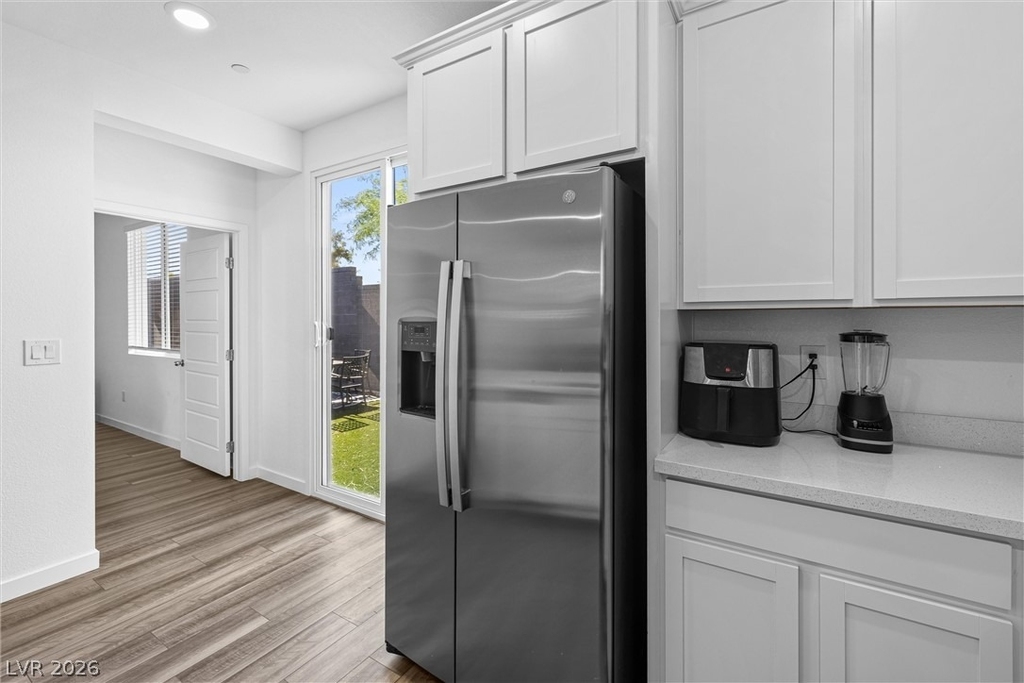 9446 Sequoia Ridge Avenue - Photo 10