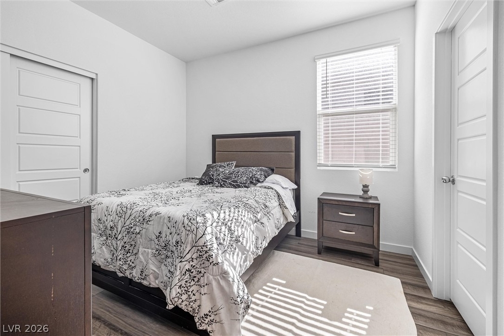 9446 Sequoia Ridge Avenue - Photo 18