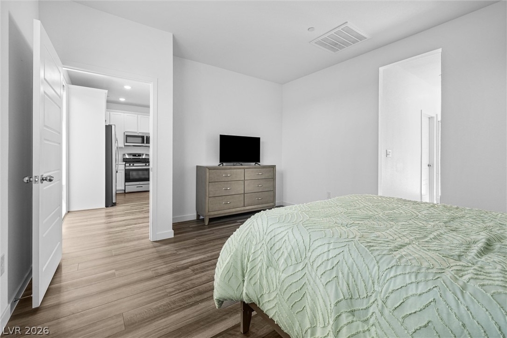 9446 Sequoia Ridge Avenue - Photo 12